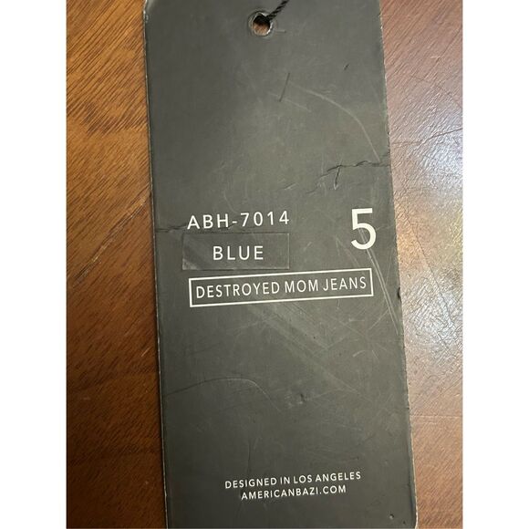 American Bazi women's Destroyed Mom Jeans High Rise Blue size 5 NWT - Picture 3 of 8